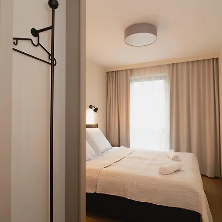 Totu Bank Polski Modern アパート *