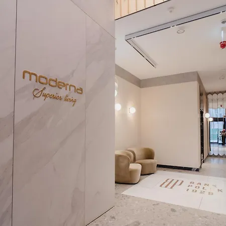 Totu Bank Polski Modern アパート *