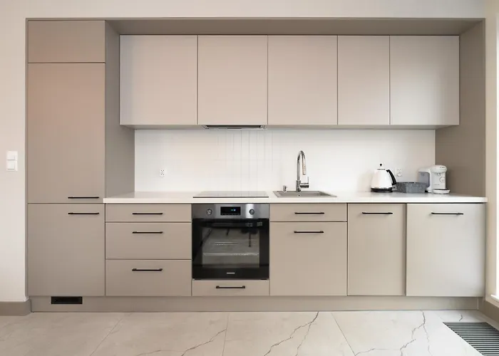 Totu Bank Polski Modern * Gdynia